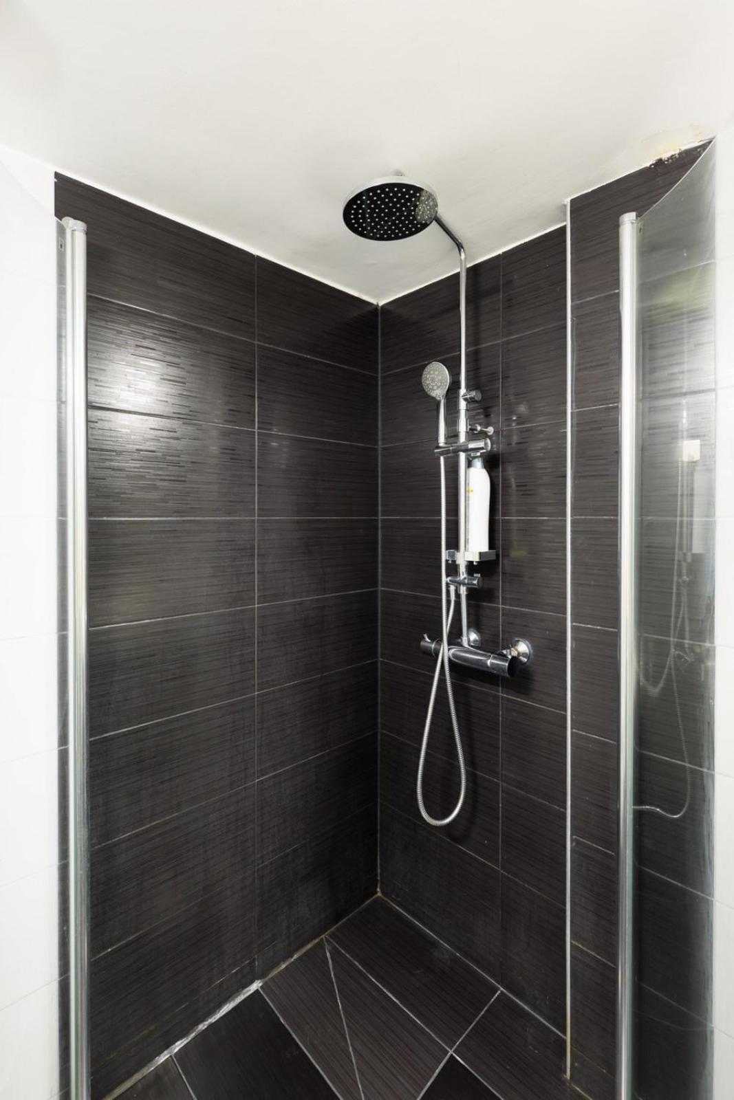 Aiolos Luxury Metro Acropolis Suite 7 Near Museum Of Modern Art Athens Luaran gambar